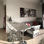 Con Suggestiva Vista Mare A شقة سانريمو