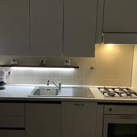 Con Suggestiva Vista Mare A Apartament San Remo